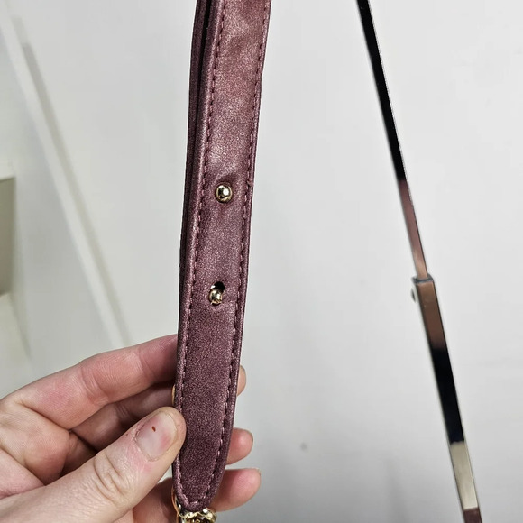 BCBG Paris Carmen Large Textured Leather Chain Shoulder Handbag Mauve Purple - Picture 7 of 15